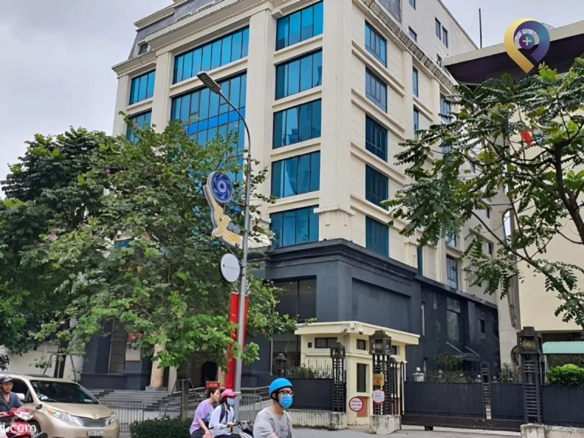 Toàn cảnh tòa nhà VOV-Building nhìn từ góc đường